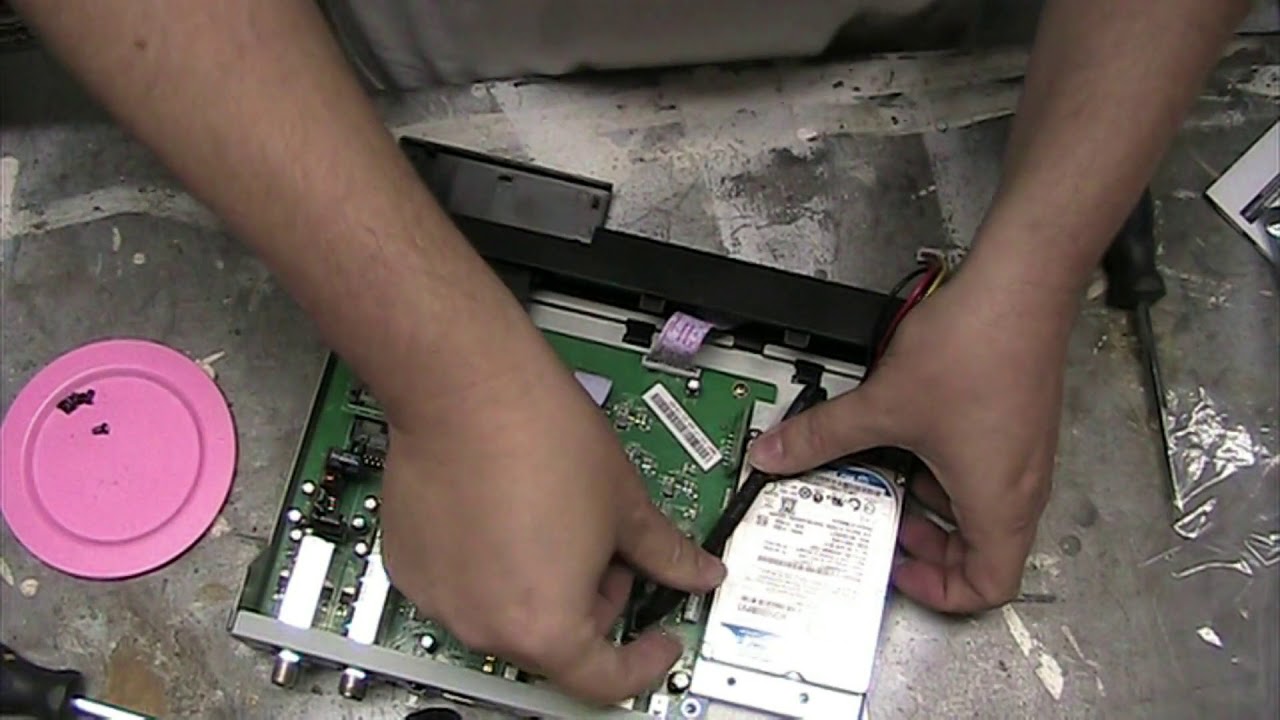 Installing A Hard Drive For PVR in the ZGemma H7 & and streaming ATSC over the air to VLC